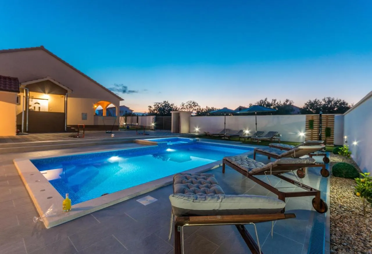 Villa Lucija Biograd Na Moru